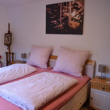Ape Maja Apartamento *